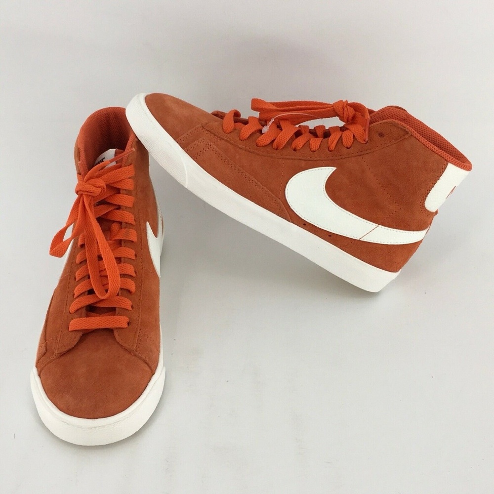 Nike Women's Blazer Mid Vintage Suede Coral